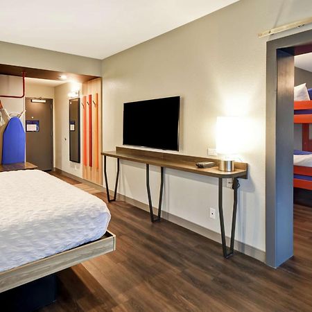 Tru By Hilton Pigeon Forge Hotel Екстериор снимка