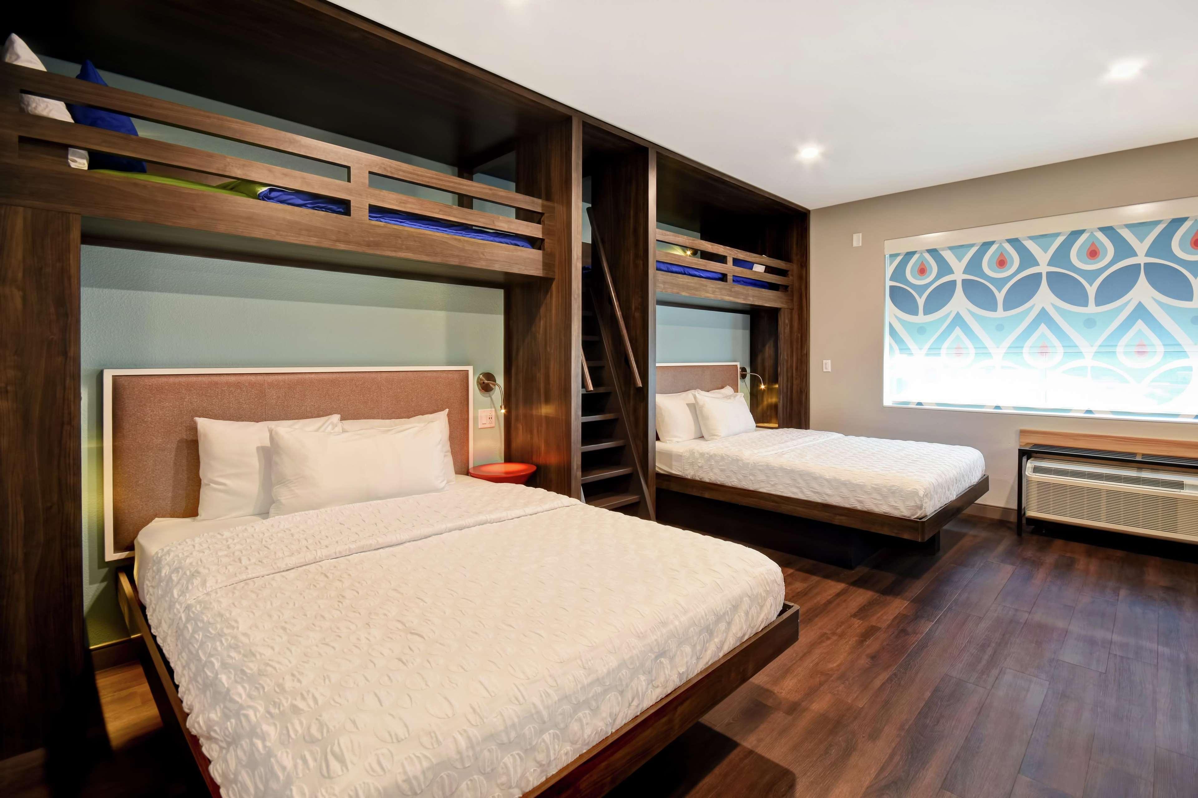 Tru By Hilton Pigeon Forge Hotel Екстериор снимка