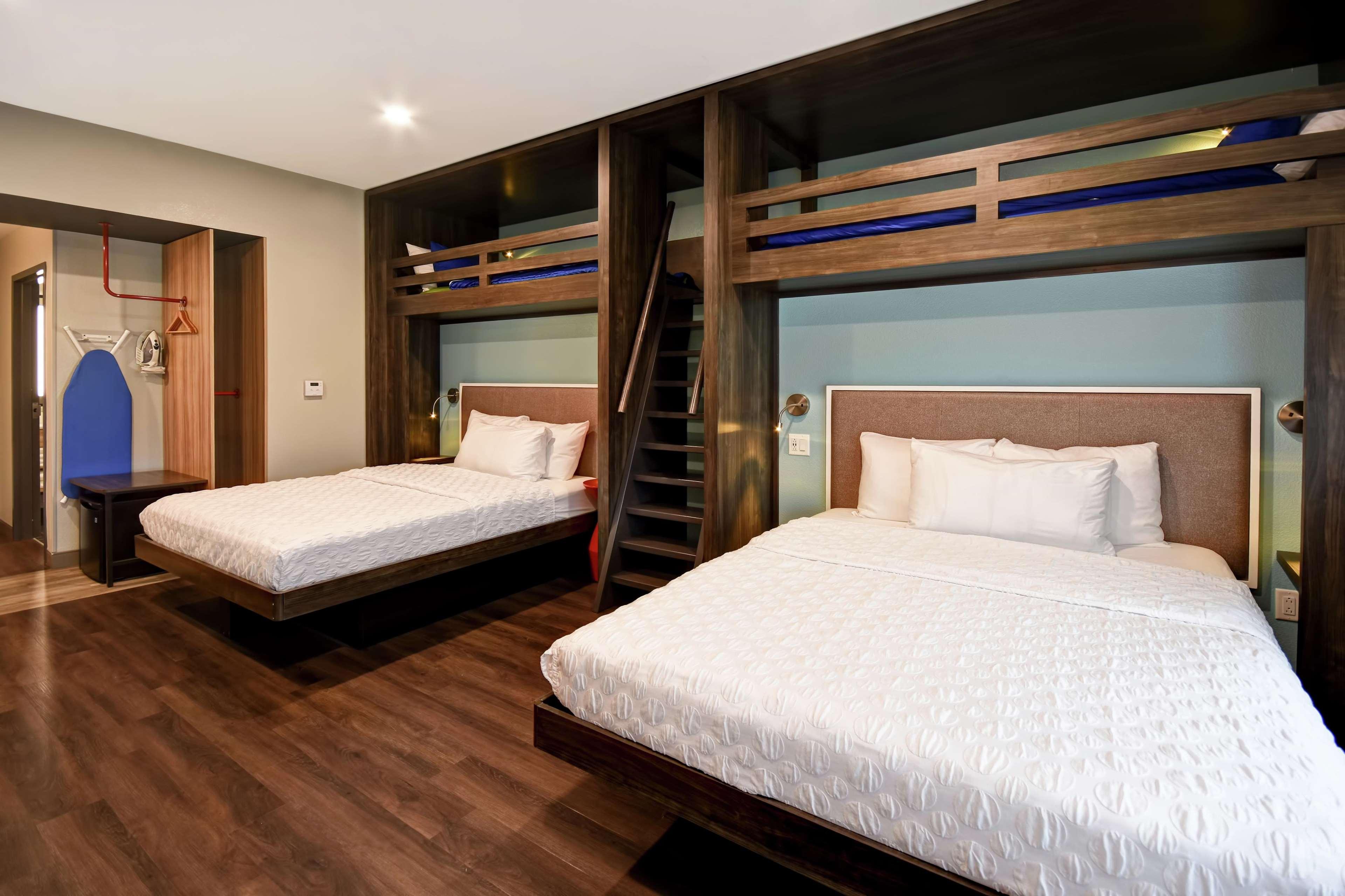 Tru By Hilton Pigeon Forge Hotel Екстериор снимка
