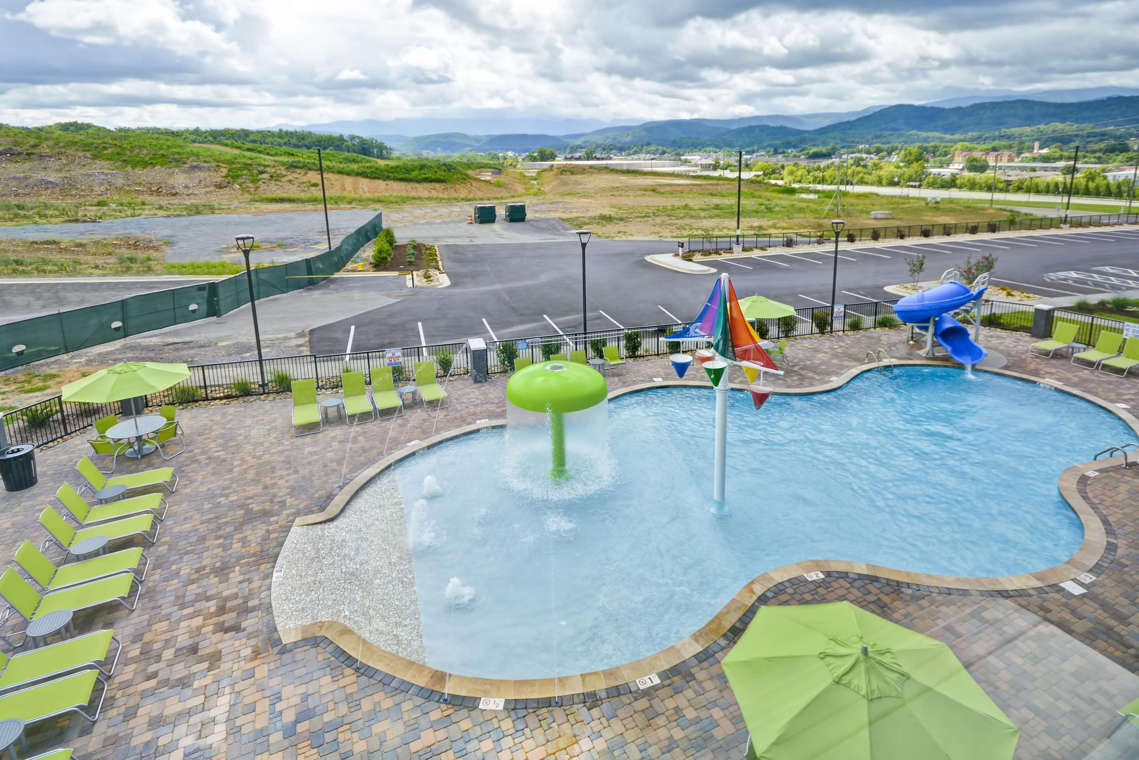 Tru By Hilton Pigeon Forge Hotel Екстериор снимка
